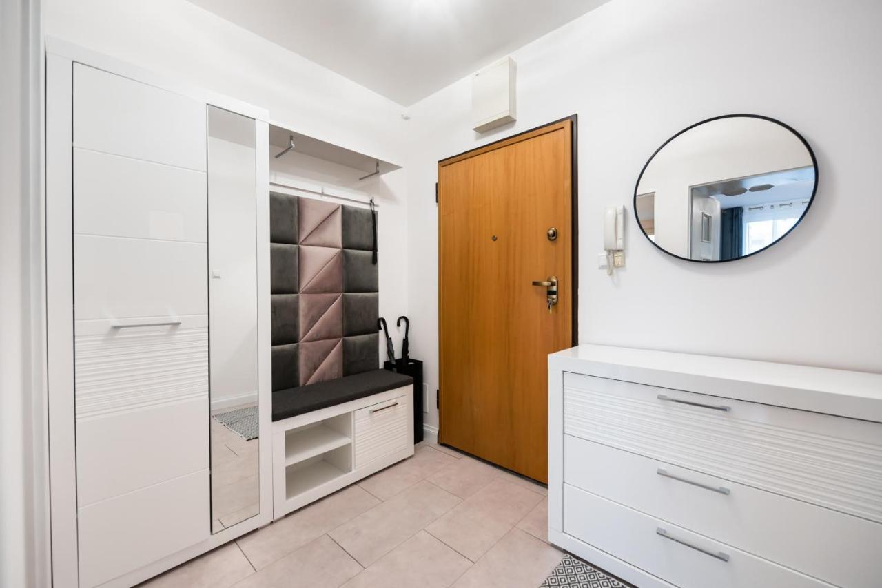Metro Kondratowicza Velvet Apartment Varsóvia Exterior foto